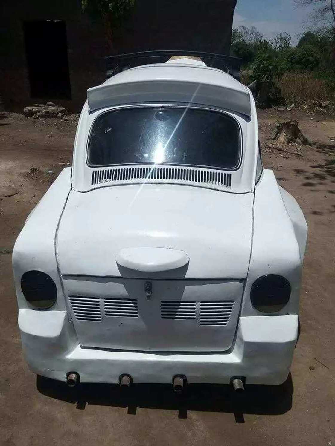 Benue man recreates Volkswagen Beetle, turns it into a modern day car (photos) Benue man recreates Volkswagen Beetle, turns it into a modern day car (photos)