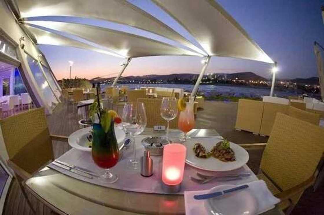 Top 4 Places To Hangout In Lekki Phase 1 This Weekend Top 4 Places To Hangout In Lekki Phase 1 This Weekend