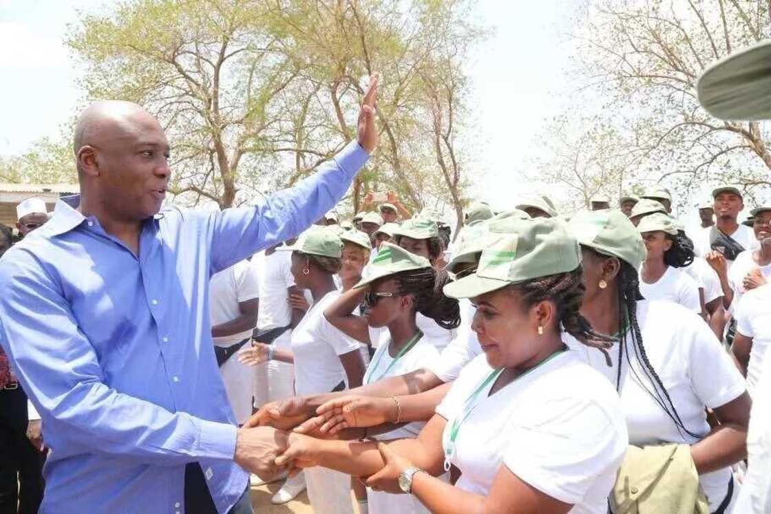 Saraki visits NYSC camp in Kwara over death of young corps member Saraki visits NYSC camp in Kwara over death of young corps member