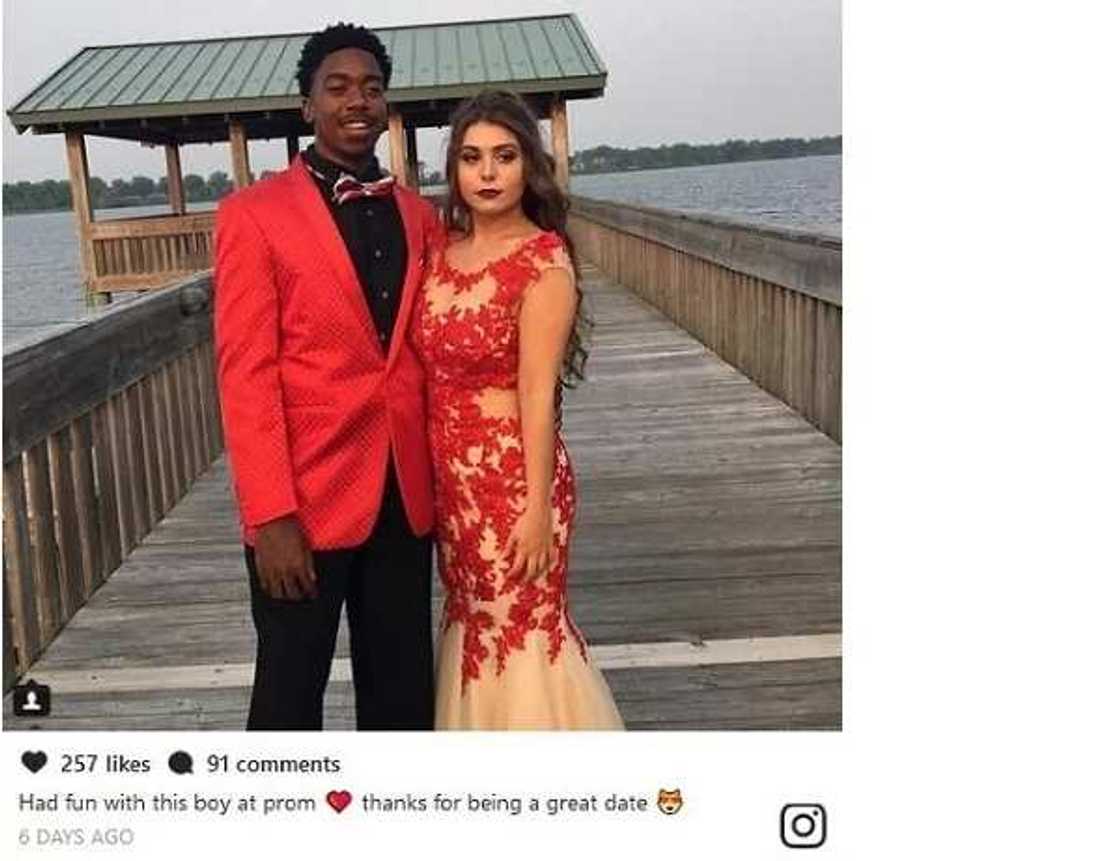 Father disowns daughter for going out on date with a black boy (photo) Father disowns daughter for going out on date with a black boy (photo)