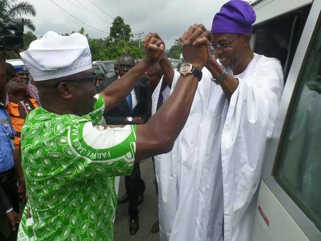 Body of late General Adeboyo received by Fayose (photos)