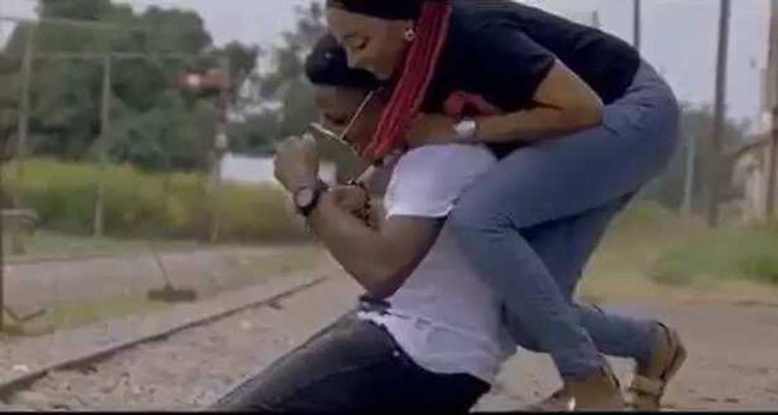 Fitacciyar jarumar nan ta fina-finan Kannywood, Rahama Sadau Fitacciyar jarumar nan ta fina-finan Kannywood, Rahama Sadau