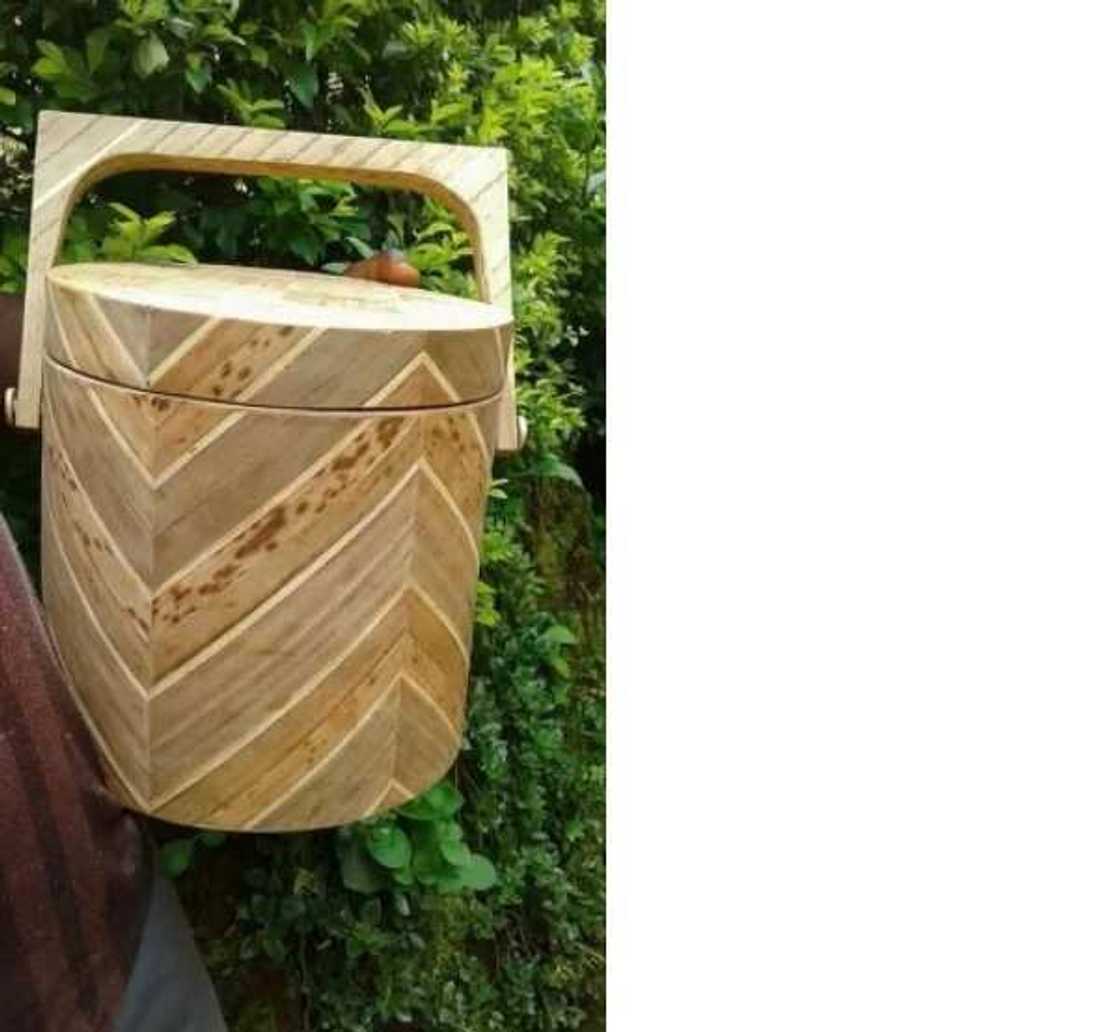 Meet talented man from Cameroon who makes beautiful coolers from bamboo Meet talented man from Cameroon who makes beautiful coolers from bamboo