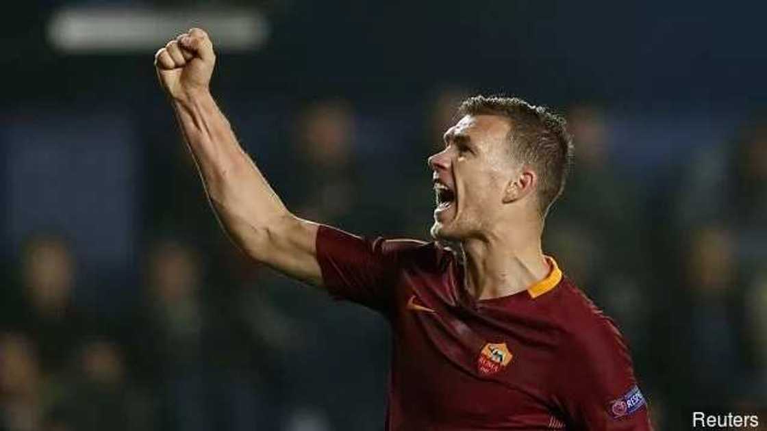 Ramadan: Sunaye da fuskokin wasu fitattun 'yan kwallon Duniya 32 da za su yi azumi Ramadan: Sunaye da fuskokin wasu fitattun 'yan kwallon Duniya 32 da za su yi azumi