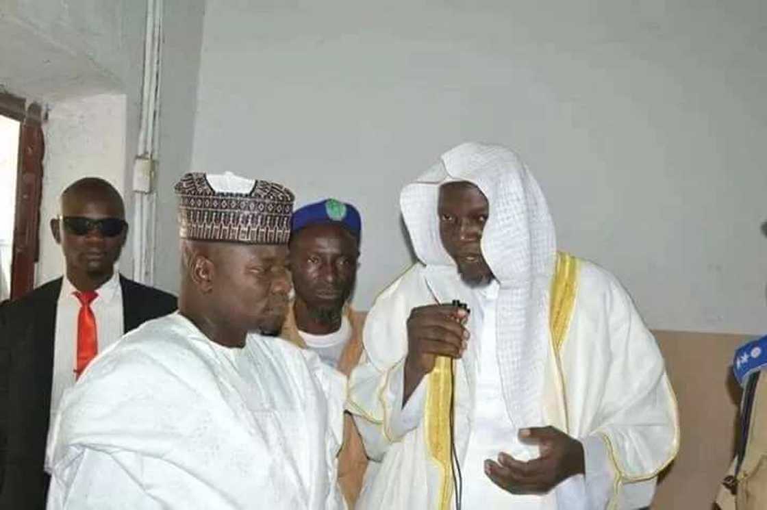 Tsohon mai baiwa gwamnan Taraba shawara ya musulunta Tsohon mai baiwa gwamnan Taraba shawara ya musulunta