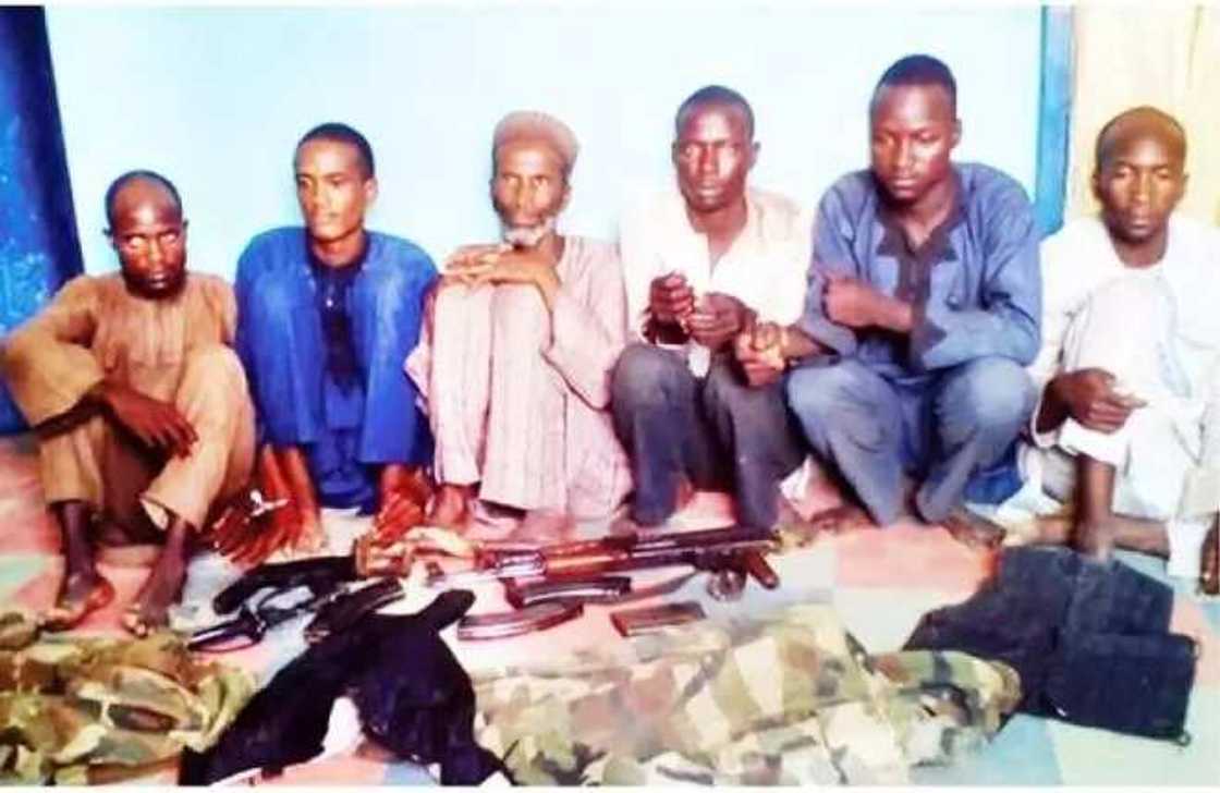 Gaggan barayin mutane tare da yan fashi da makami su 6 sun fada tarkon Yansanda a jihar Katsina Gaggan barayin mutane tare da yan fashi da makami su 6 sun fada tarkon Yansanda a jihar Katsina