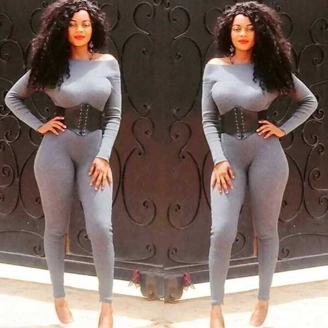 Beautiful Nigerian Lady returns N860,000 mistakenly transferred to her account Beautiful Nigerian Lady returns N860,000 mistakenly transferred to her account