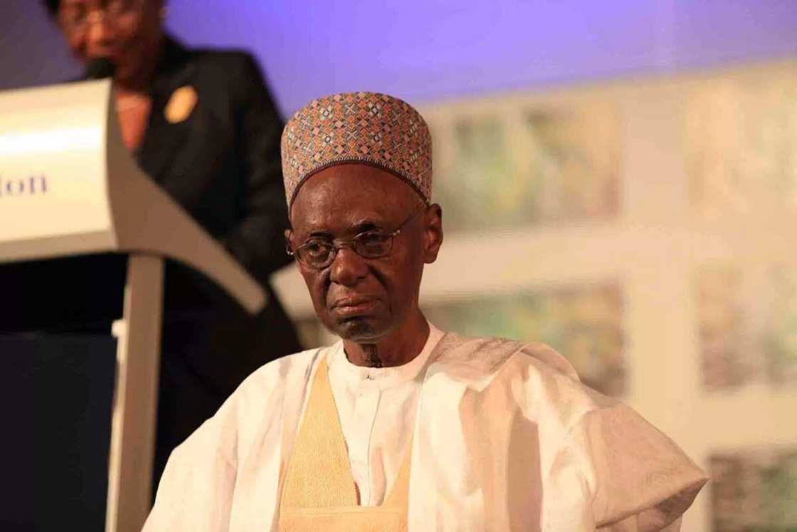 Shin Shehu Shagari ya shugabanci Najeriya daga Lagas ko Abuja? Shin Shehu Shagari ya shugabanci Najeriya daga Lagas ko Abuja?