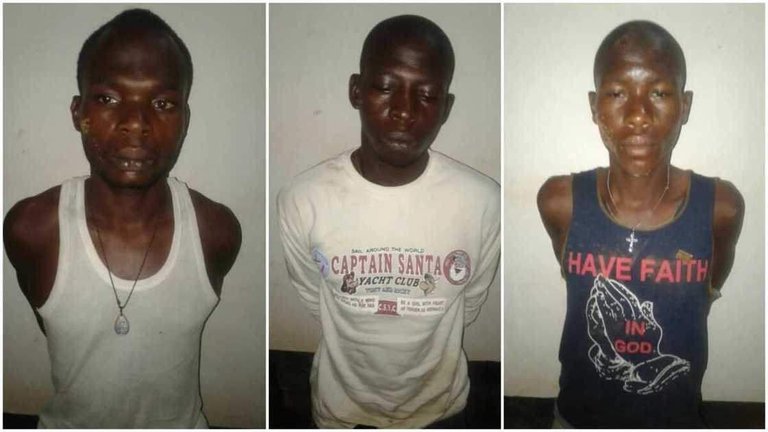 Rundunar soji sun kama mutane 9 dake da hannu a kisan marigayi dan majalisa Hosea Ibi (hotuna) Rundunar soji sun kama mutane 9 dake da hannu a kisan marigayi dan majalisa Hosea Ibi (hotuna)