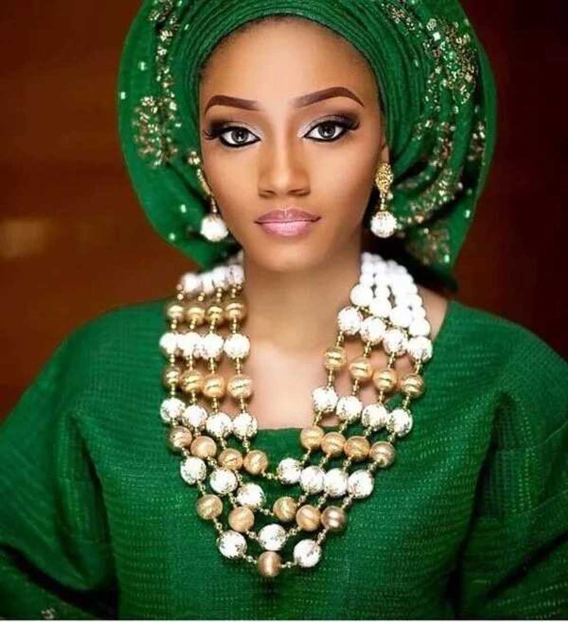 Bead designs for traditional wedding in Nigeria golden and white silver Bead designs for traditional wedding in Nigeria golden and white silver