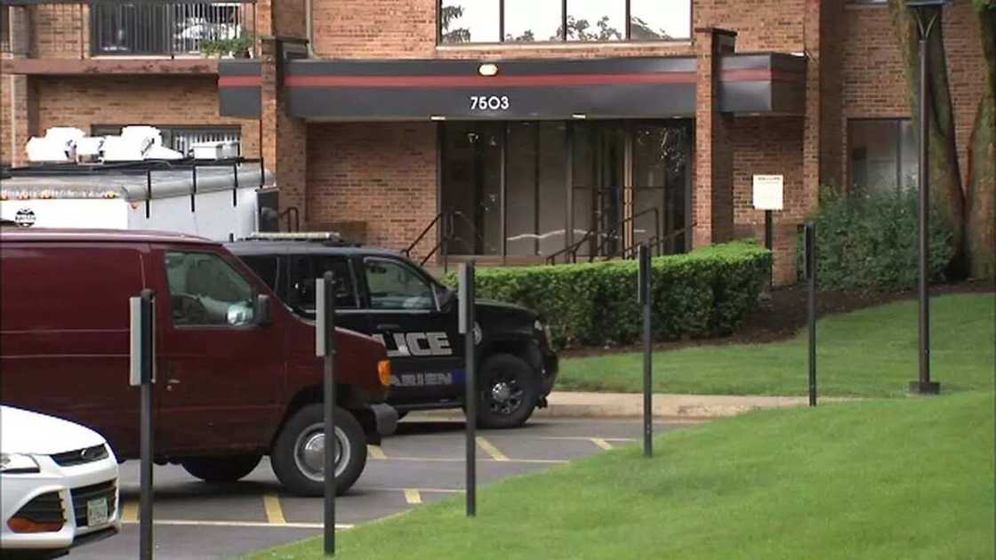 Duniya tayi zafi: Yadda wani dan Najeriya ya kashe Kansa, Uwargidarsa da Diyarsa Duniya tayi zafi: Yadda wani dan Najeriya ya kashe Kansa, Uwargidarsa da Diyarsa