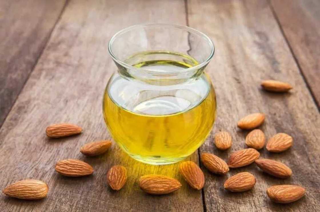 almond oil dark