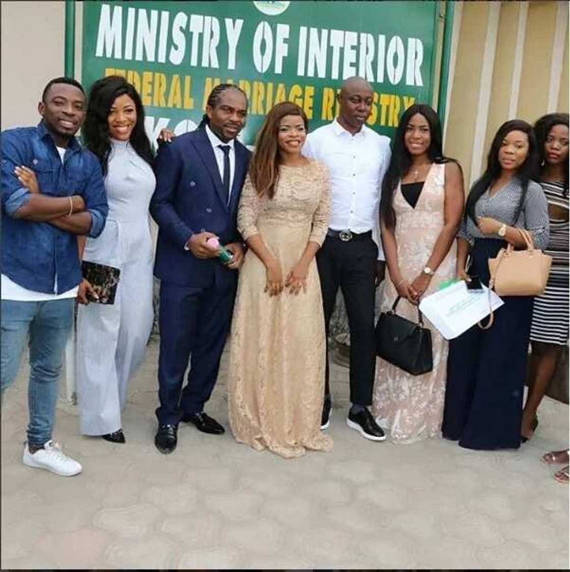 Linda Ikeji's sister weds Ogbonna Nwankwo Linda Ikeji's sister weds Ogbonna Nwankwo