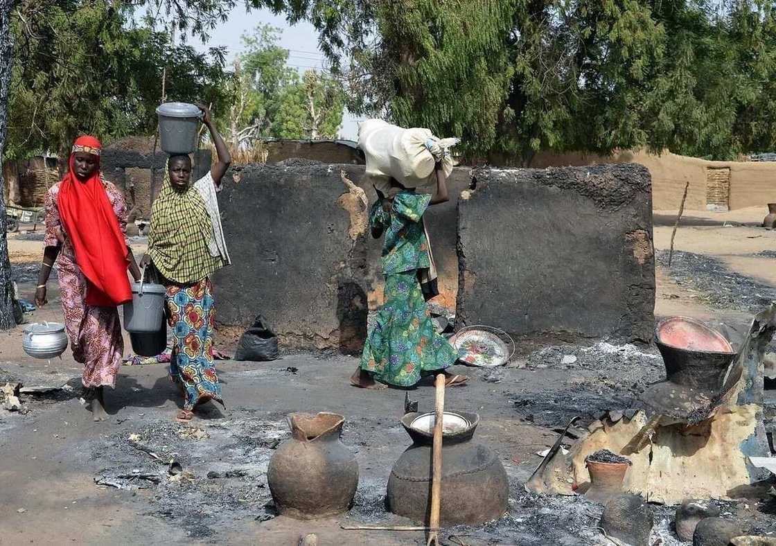 Assha: 'Yan bindiga sun sake yin mummunan ta'addi a wata kauye a Zamfara Assha: 'Yan bindiga sun sake yin mummunan ta'addi a wata kauye a Zamfara