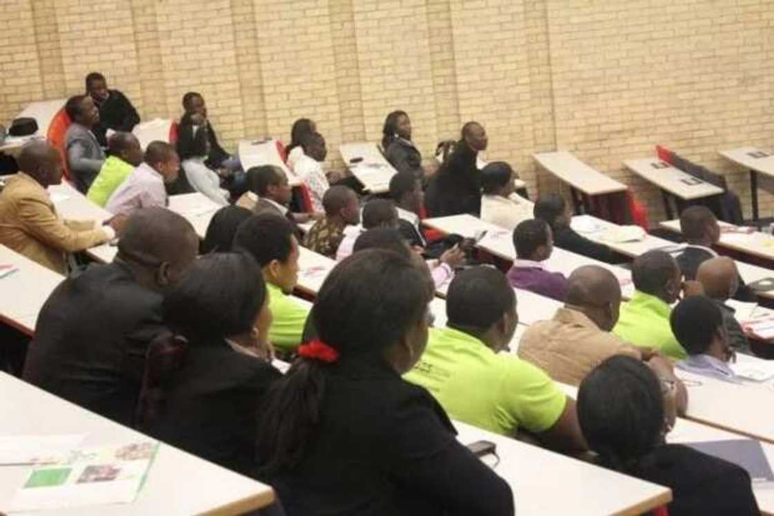 Jami’ar tarayya da ke Sokoto ta kori Malami bisa zargin musanyar sakamakon jarabawa Jami’ar tarayya da ke Sokoto ta kori Malami bisa zargin musanyar sakamakon jarabawa