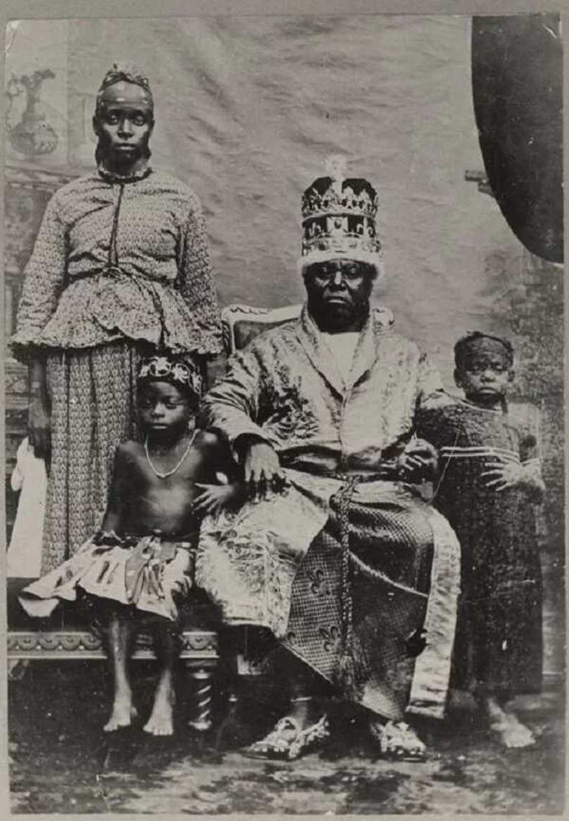 Names of Efik traditional attire Names of Efik traditional attire