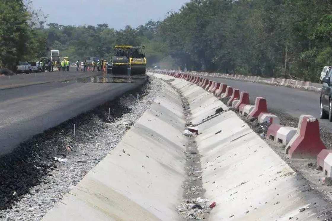 FG approves N80bn for reconstruction of 12 roads FG approves N80bn for reconstruction of 12 roads