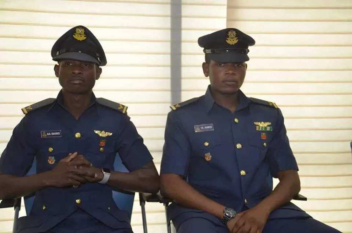 Nigerian Air Force ‘wings’ two US-trained combat pilots Nigerian Air Force ‘wings’ two US-trained combat pilots