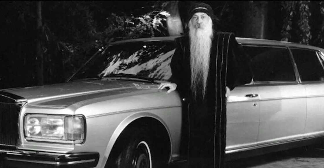 Move over Pastor Tom Samson and Biodun Fatoyinbo! This ‘man of God’ once owned 93 Rolls-Royce cars Move over Pastor Tom Samson and Biodun Fatoyinbo! This ‘man of God’ once owned 93 Rolls-Royce cars