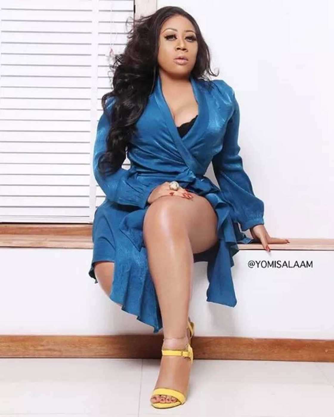 Hot Nollywood actress Moyo Lawal