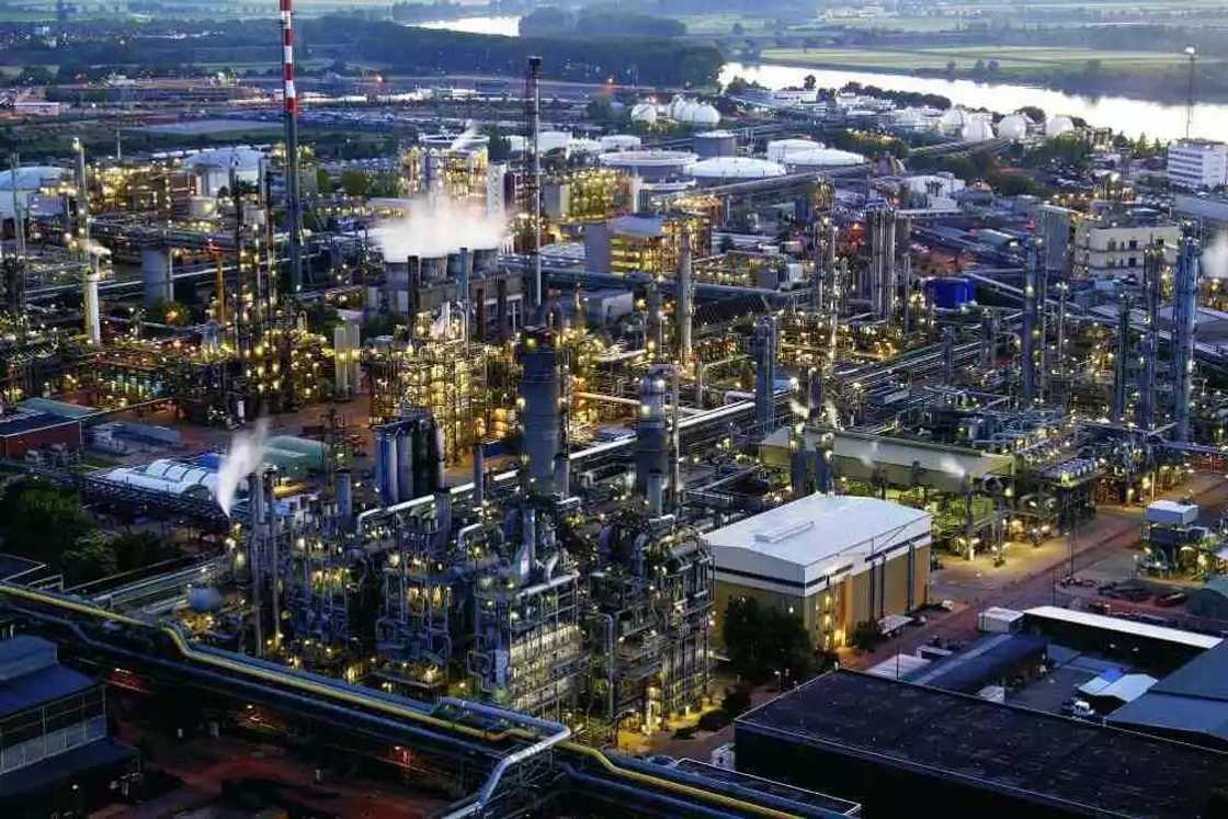 Chemical industries in Nigeria and their products Chemical industries in Nigeria and their products
