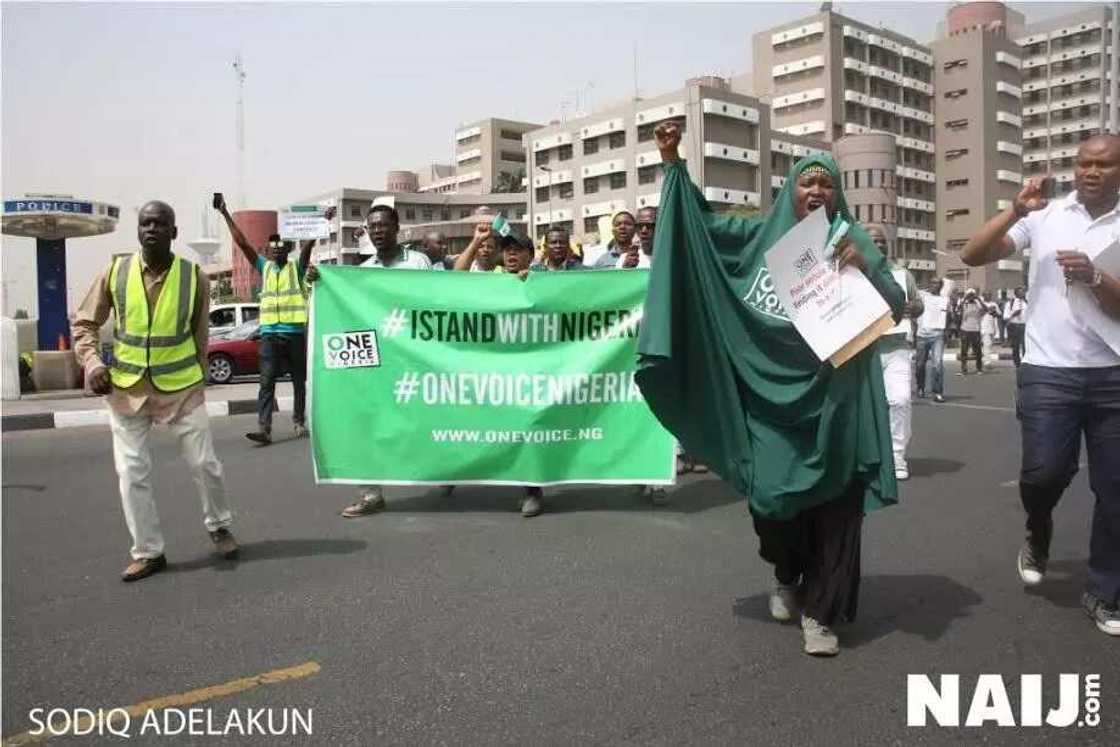 Live Updates: Anti-Government protest kicks off as Nigerians gather in Lagos, Abuja (photos,video)