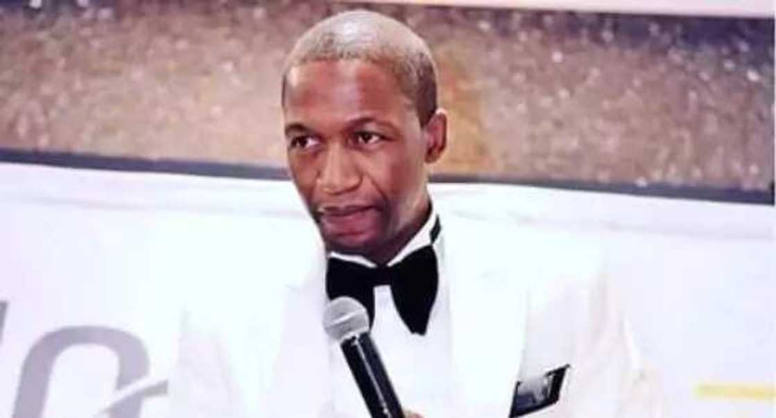 Pastor ya dauki azumin kwana 40 don koyi ga Annabi Isa, ya mutu ba'a sha ruwa ba Pastor ya dauki azumin kwana 40 don koyi ga Annabi Isa, ya mutu ba'a sha ruwa ba