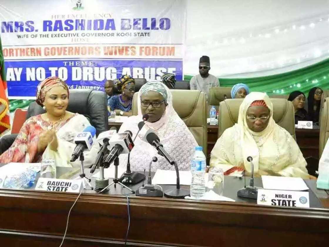 Shaye-shaye tsakanin matasan arewacin Najeriya yana tsoratarwa – In ji Uwargidar gwamnan Bauchi Shaye-shaye tsakanin matasan arewacin Najeriya yana tsoratarwa – In ji Uwargidar gwamnan Bauchi