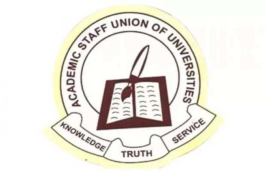 Yajin aikin ASUU ya kai ga zanga-zangar dalibai Yajin aikin ASUU ya kai ga zanga-zangar dalibai