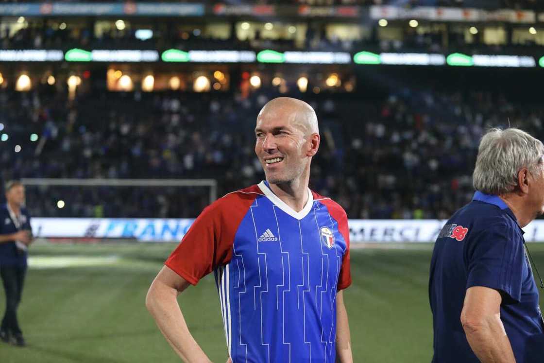 Tsohon Kocin Real Madrid Zidane ya gindayawa Man Utd sharudan karbar aikin Mourinho