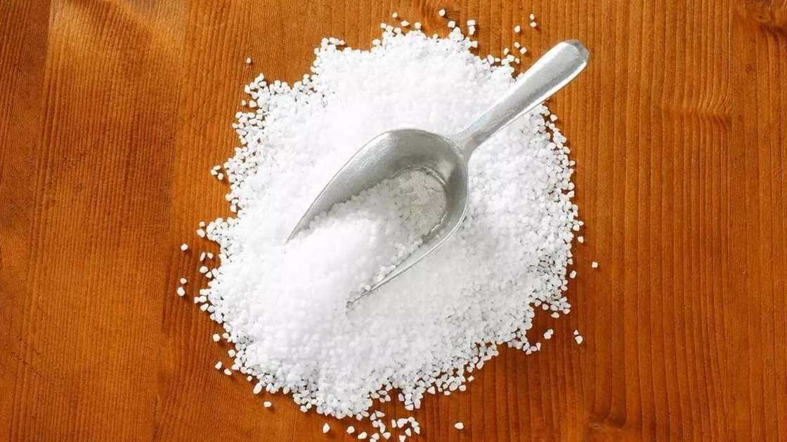 Amfanin Gishiri guda 5 da ya kamata kowa ya sani Amfanin Gishiri guda 5 da ya kamata kowa ya sani