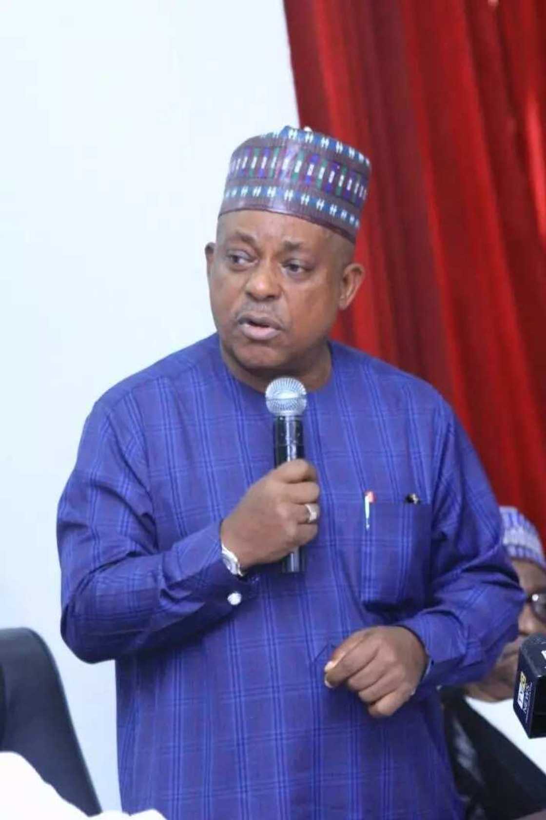 2019: Cikin sati uku zamu narke cikin wata jam’iyyar – Jigo a jam’iyyar PDP 2019: Cikin sati uku zamu narke cikin wata jam’iyyar – Jigo a jam’iyyar PDP