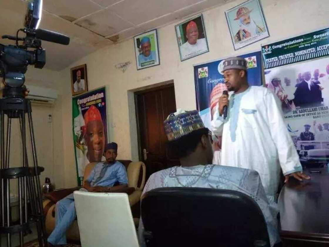 Taurarin Kannywood sun jaddada mubaya’arsu ga gwamna Ganduje Taurarin Kannywood sun jaddada mubaya’arsu ga gwamna Ganduje