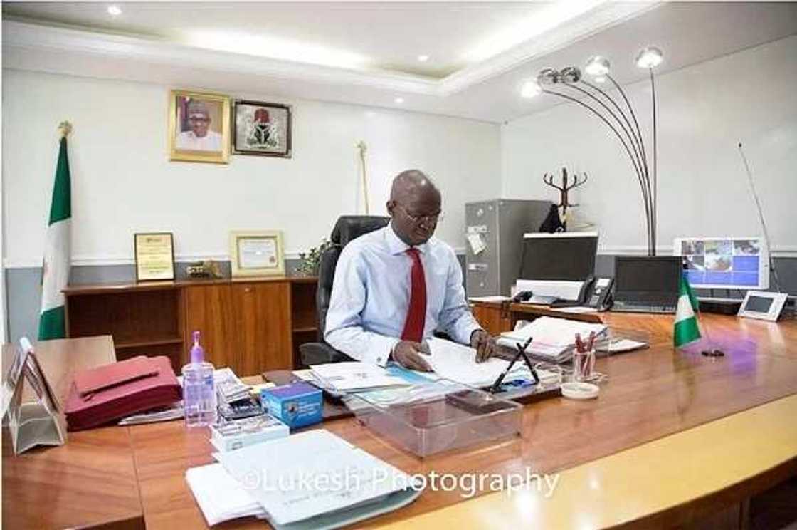 Fashola/Ministry of works and housing/Fake employment/2023 Fashola/Ministry of works and housing/Fake employment/2023
