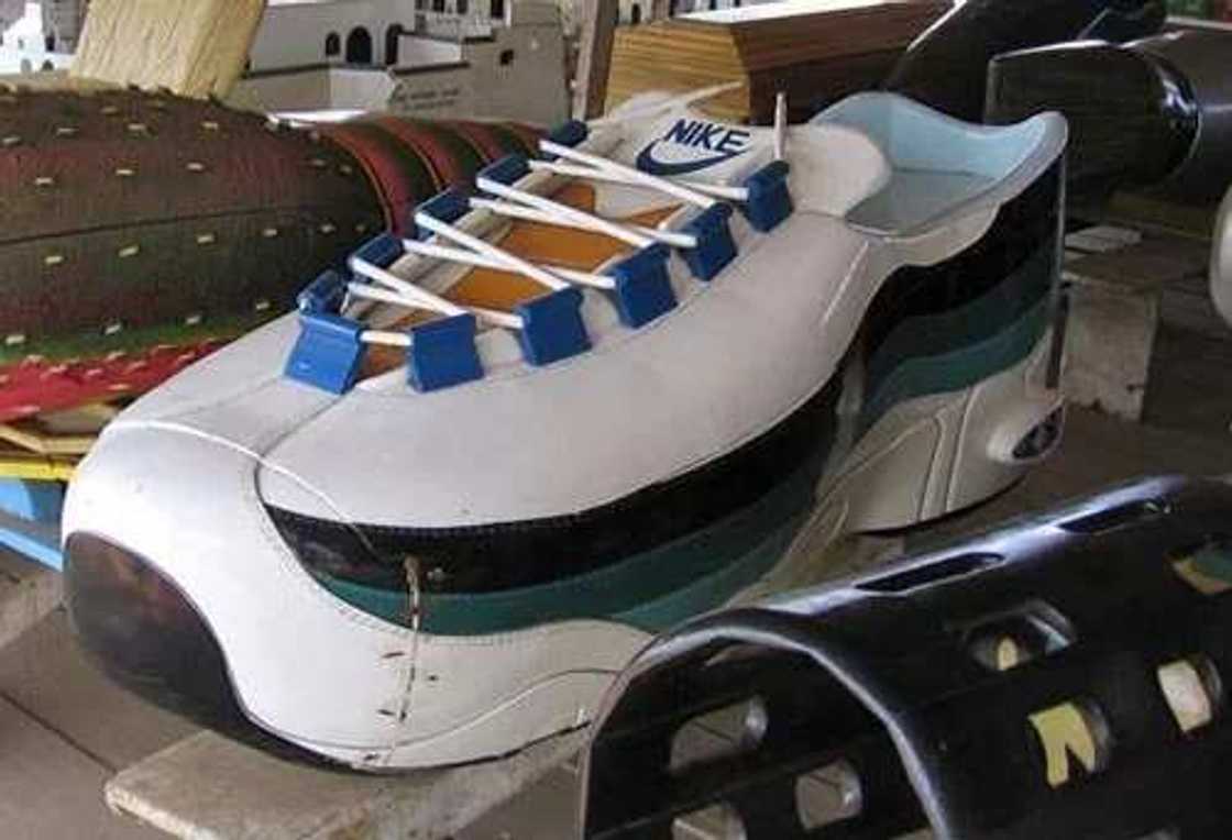 Akwatunan zamani na shiga kabari da Suwaga (Hotuna) Akwatunan zamani na shiga kabari da Suwaga (Hotuna)