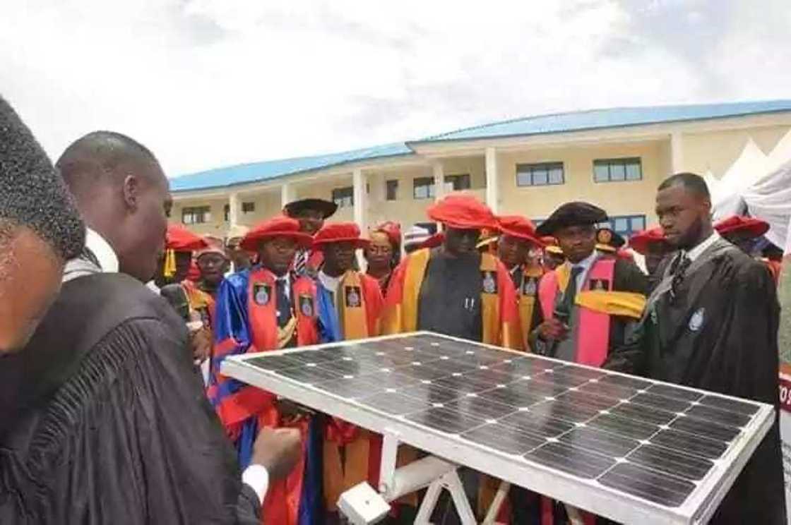Rundunar sojin saman Najeriya ta kera sabbin na'urorin yaki masu ban mamakin gaske (Hotuna) Rundunar sojin saman Najeriya ta kera sabbin na'urorin yaki masu ban mamakin gaske (Hotuna)