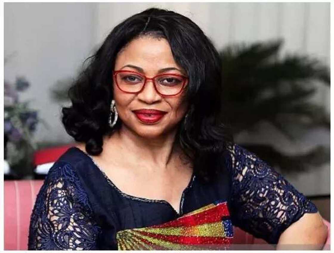 Na mallaki Bilioyi ga shi ban da ko Digiri a Duniya - Alakija Na mallaki Bilioyi ga shi ban da ko Digiri a Duniya - Alakija