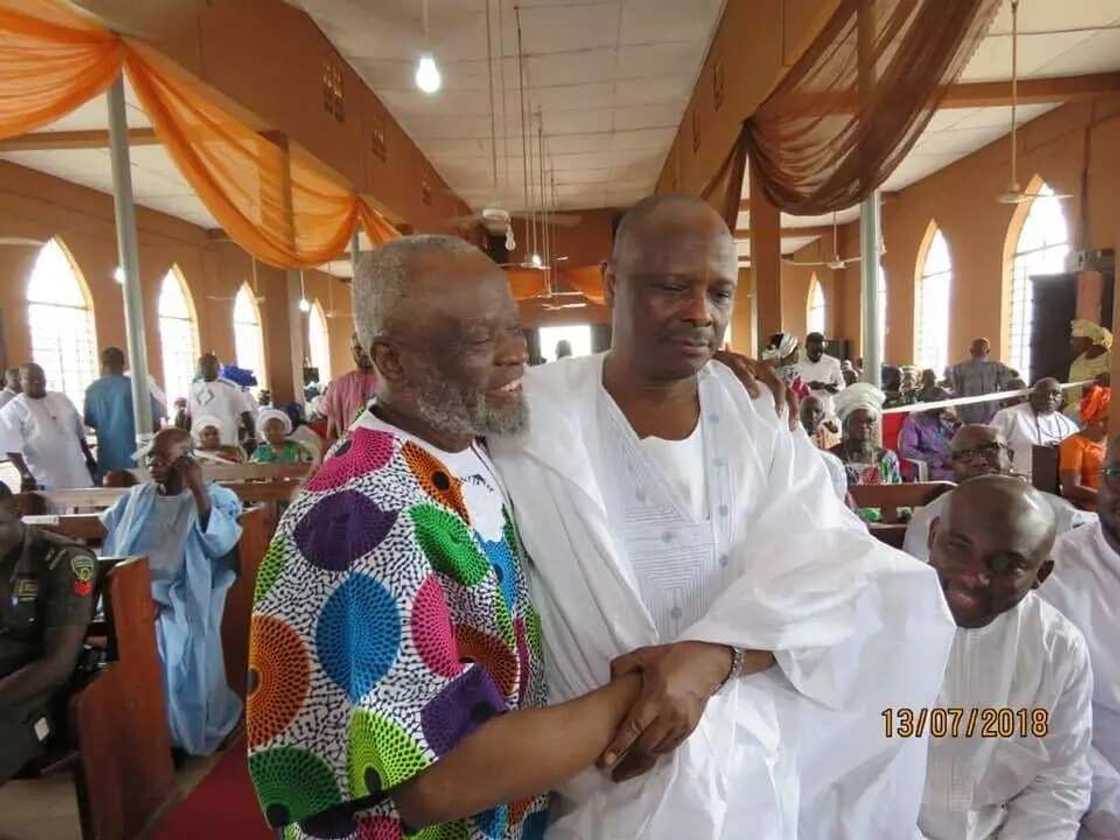 Kwankwaso ya cire jar hula, duba hotunansa Kwankwaso ya cire jar hula, duba hotunansa