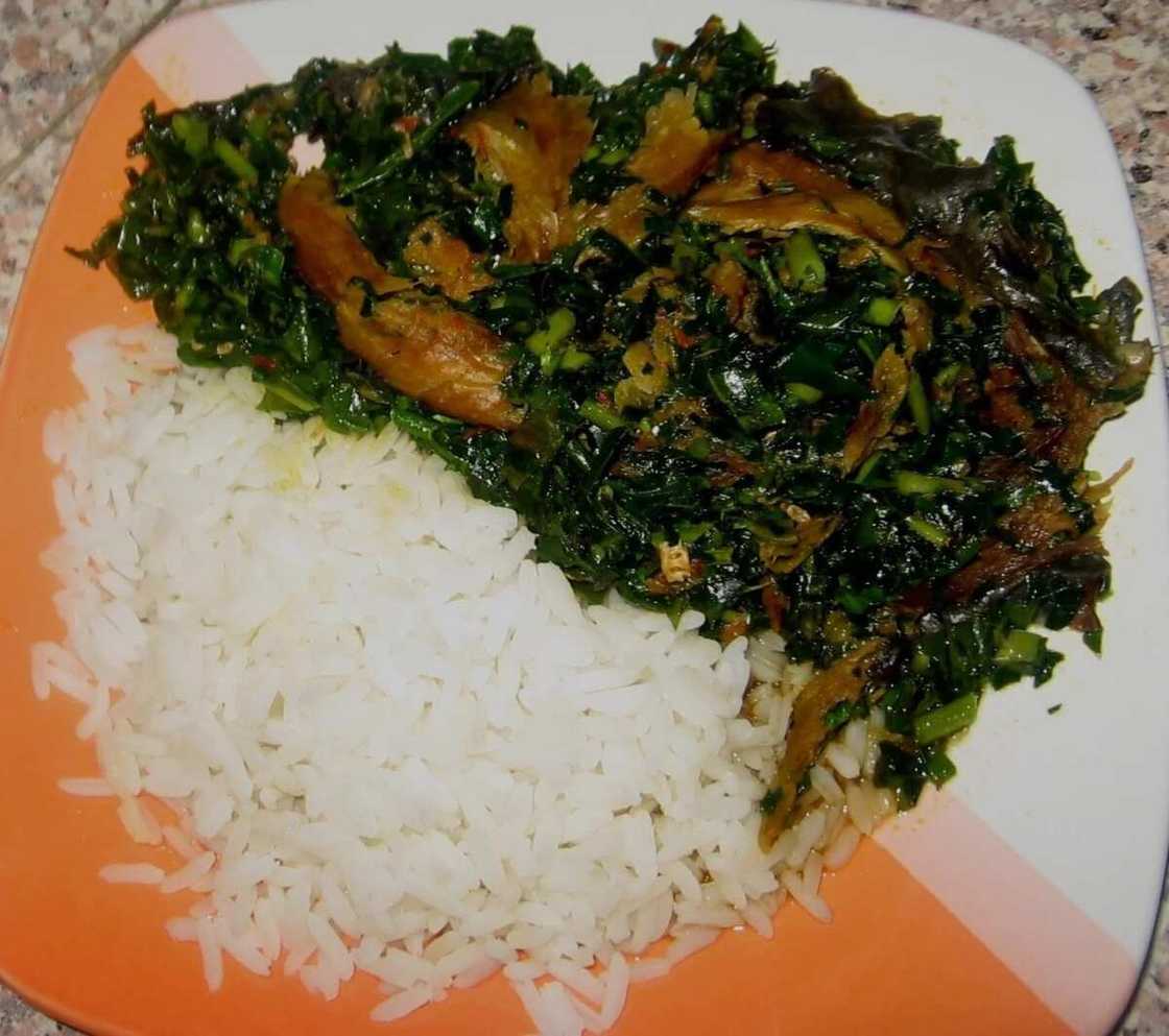 Why Nigerians must eat rice with vegetables Why Nigerians must eat rice with vegetables