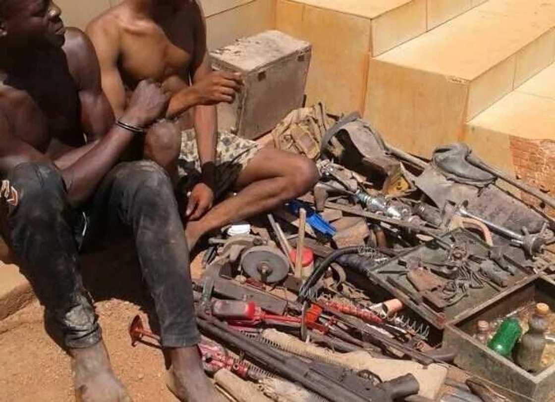 Police arrest firearms ‘fabricators’ in Benue Police arrest firearms ‘fabricators’ in Benue