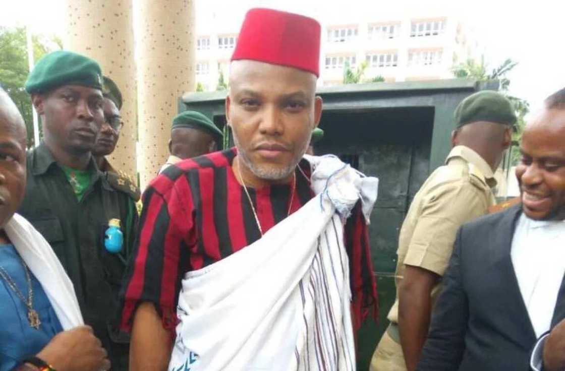 BREAKING: Fayose, Fani-Kayode defy DSS, enter court room to witness Nnamdi Kanu’s trial BREAKING: Fayose, Fani-Kayode defy DSS, enter court room to witness Nnamdi Kanu’s trial