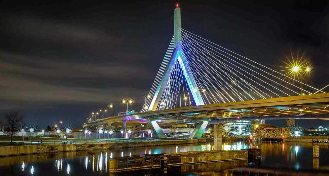 Ikoyi Cable Bridge Ikoyi Cable Bridge