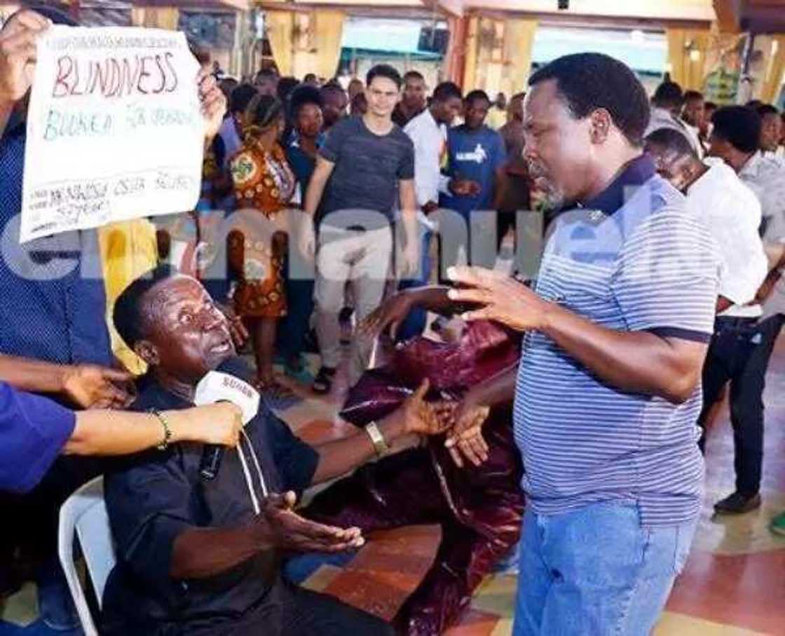 I can see! I can see! – Man calls out Pastor TB Joshua for healing him (photos)