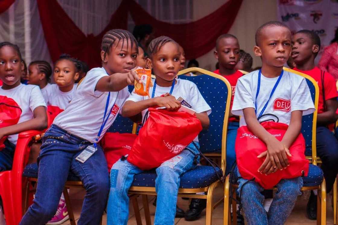 Deli Biscuit sponsors primary school pupils to an excursion at MMA2 as part of their ‘Deli Delight Promo’ grand finale event Deli Biscuit sponsors primary school pupils to an excursion at MMA2 as part of their ‘Deli Delight Promo’ grand finale event