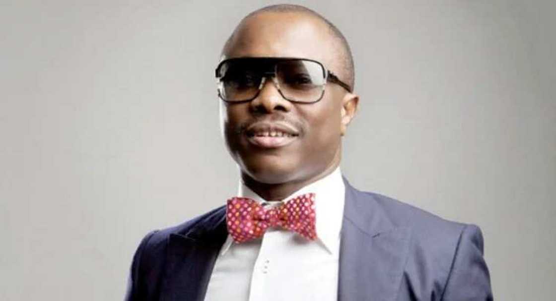 Julius Agwu Donates Heavily To Save Alariwo Julius Agwu Donates Heavily To Save Alariwo