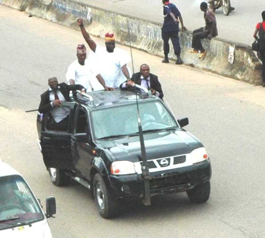 New Ooni Made Triumphal Entry Into Ile-Ife New Ooni Made Triumphal Entry Into Ile-Ife