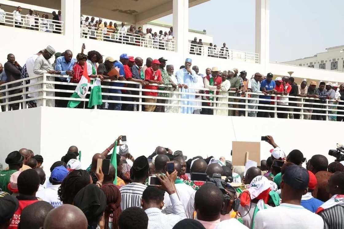 Live Updates: Charly Boy and Sahara Reporters publisher join NLC leaders to lead Lagos labour protest Live Updates: Charly Boy and Sahara Reporters publisher join NLC leaders to lead Lagos labour protest