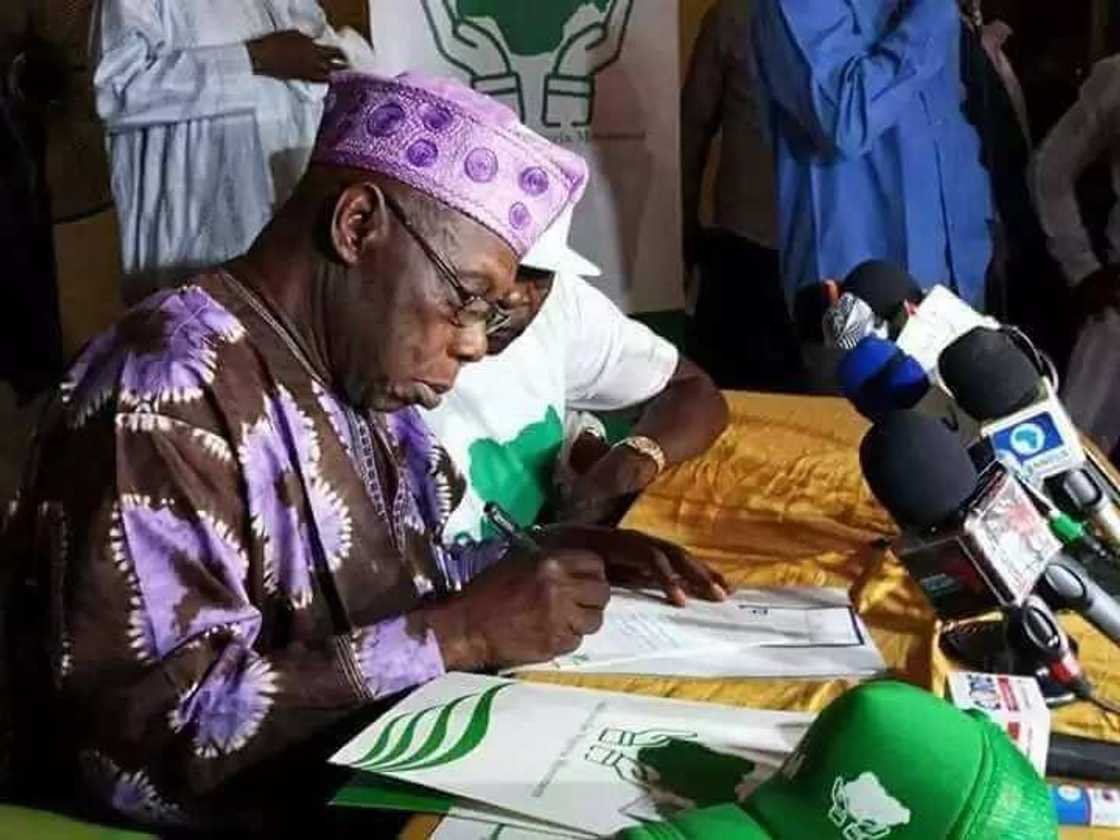 2019: Obasanjo ya gudanar da zanga - zanga a jihar Ogun 2019: Obasanjo ya gudanar da zanga - zanga a jihar Ogun