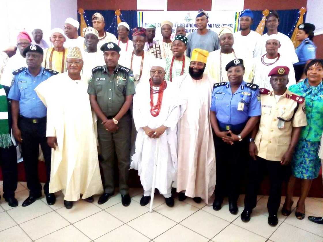 Osun political community Osun political community