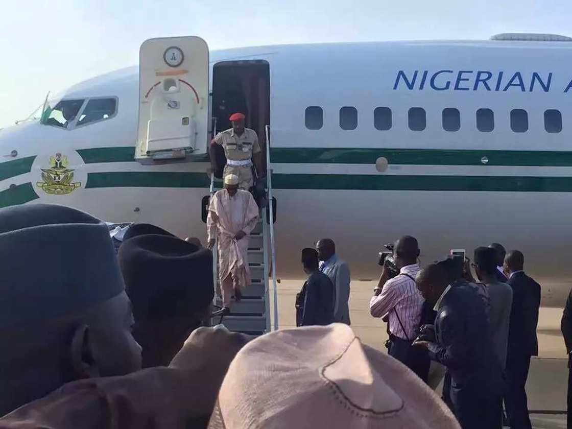 PHOTOS: President Buhari Arrives Kaduna State PHOTOS: President Buhari Arrives Kaduna State